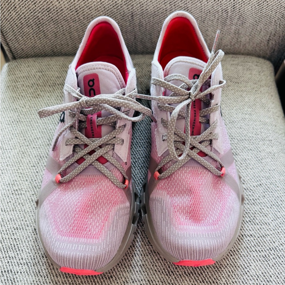On Clouds - Cloud X 4 AD Women's Pink & Gray Running Shoes size 7